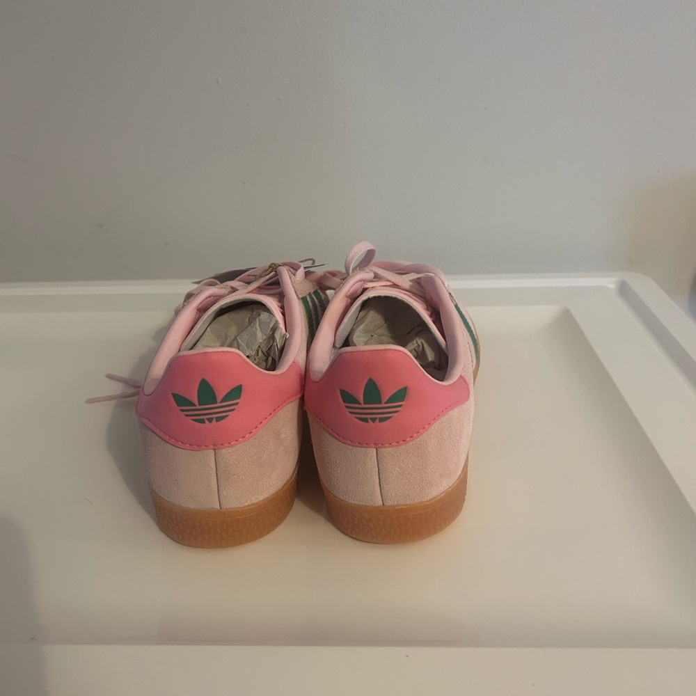Adidas Gazelle Pink Suede Sneakers with Green Stripes - Picture 4 of 6